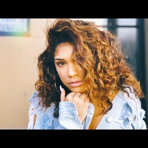 Meet your Posher, Kiauna